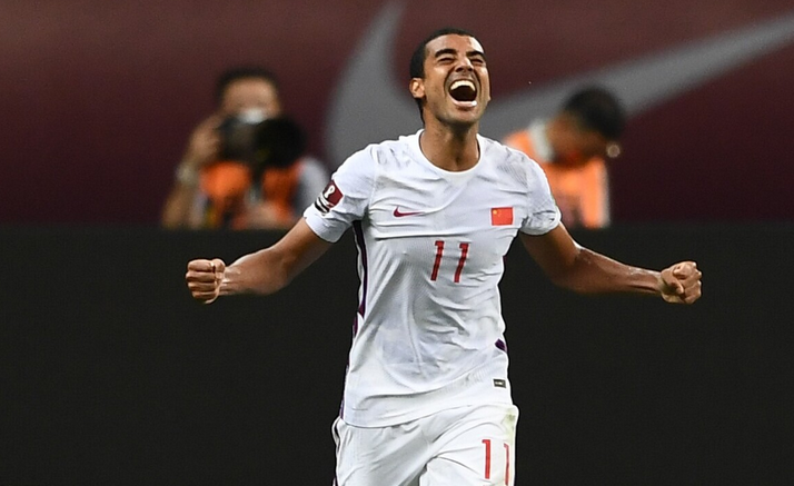 فيالطريقإليكرحلةالبحثعنالذاتوالحب فيالطريقإليكرحلةالبحثعنالذاتوالحب